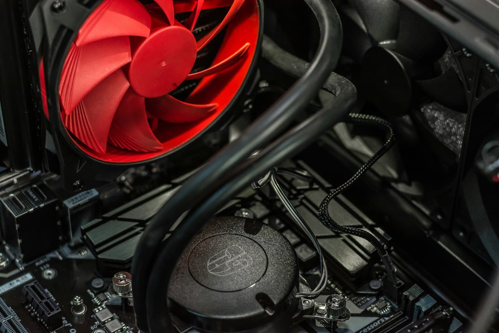 A CPU cooler installed in a gaming PC. Premium dual-tower air coolers like the Noctua NH-D15 G2 position their heatsink towers to use the full height and width available in a mid-tower case